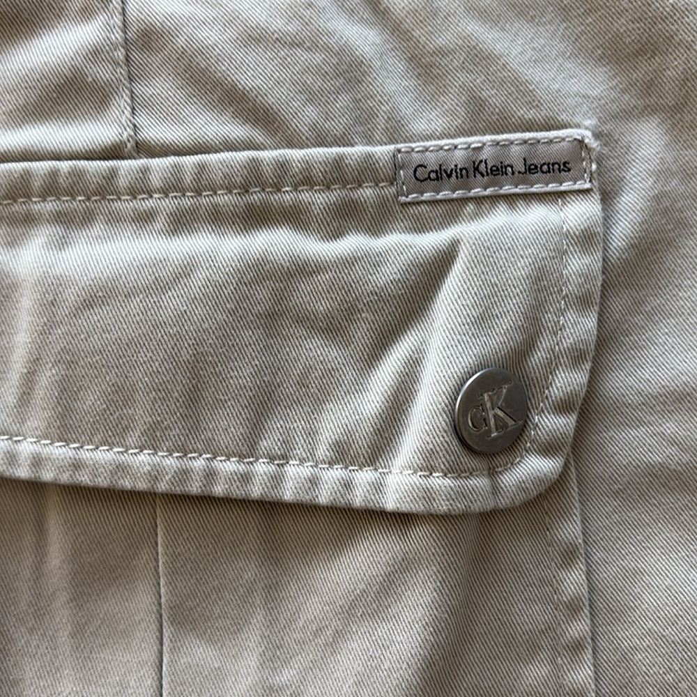 Beige Calvin Klein Jeans women’s shorts - Picture 4 of 8